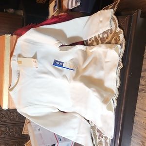 2 CHEROKEE Long Sleeve Tees